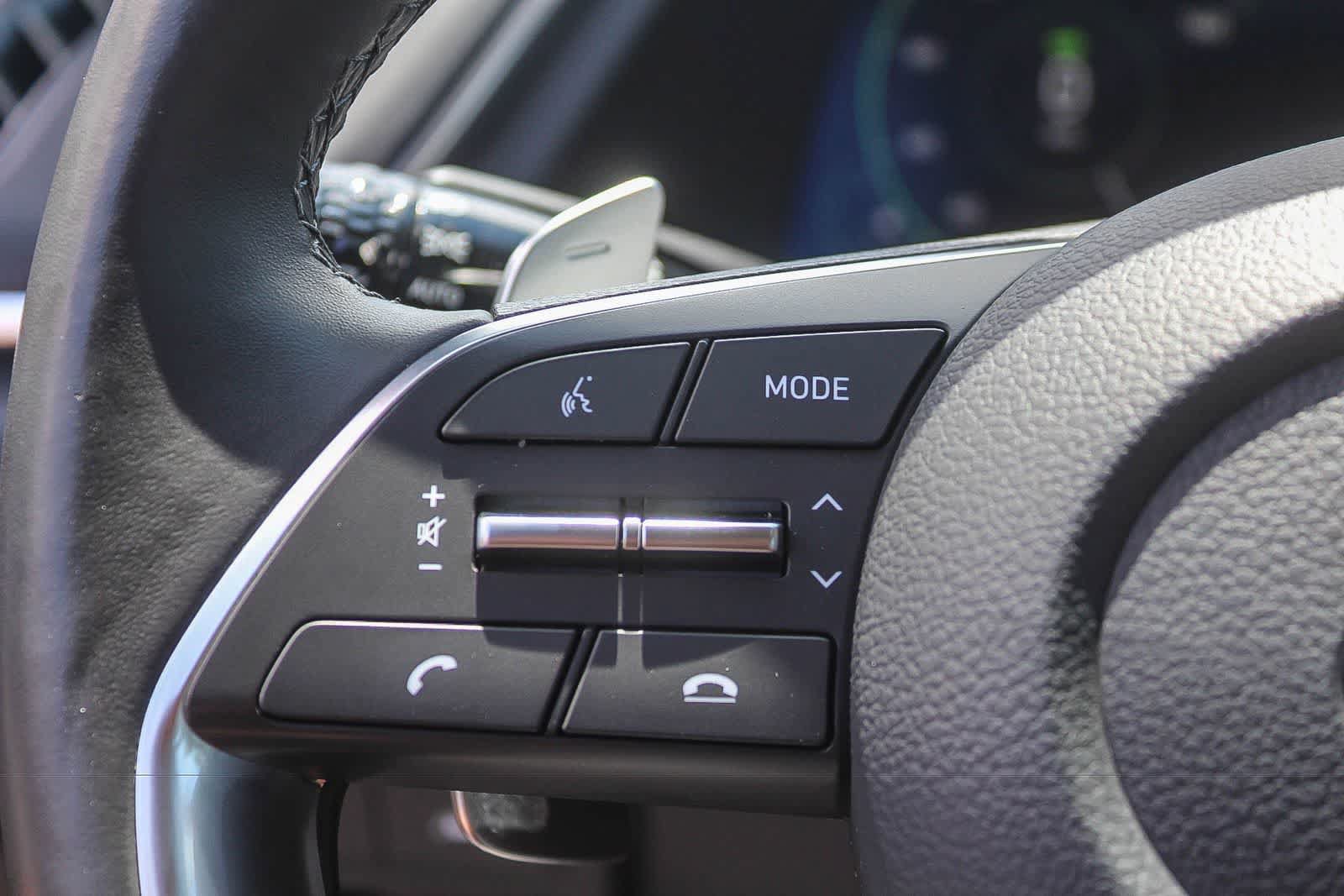 Certified 2023 Hyundai Sonata Limited FWD image 29
