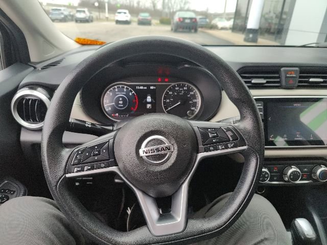 Used 2020 Nissan Versa SV image 18