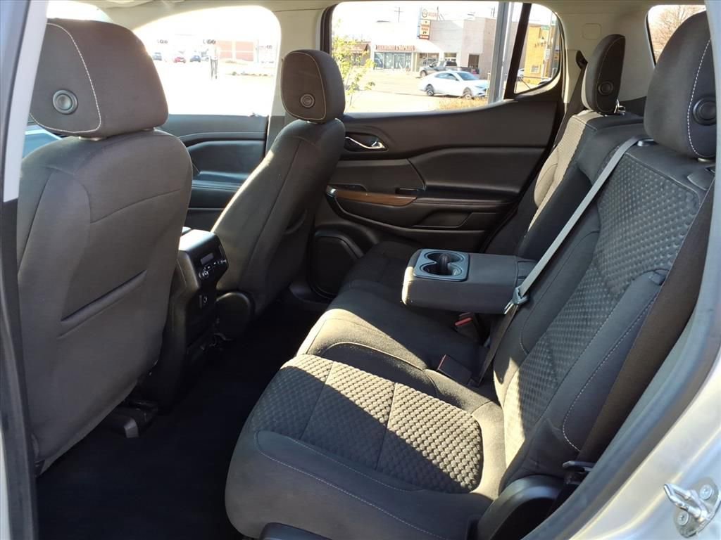 Used 2019 GMC Acadia SLE FWD image 31
