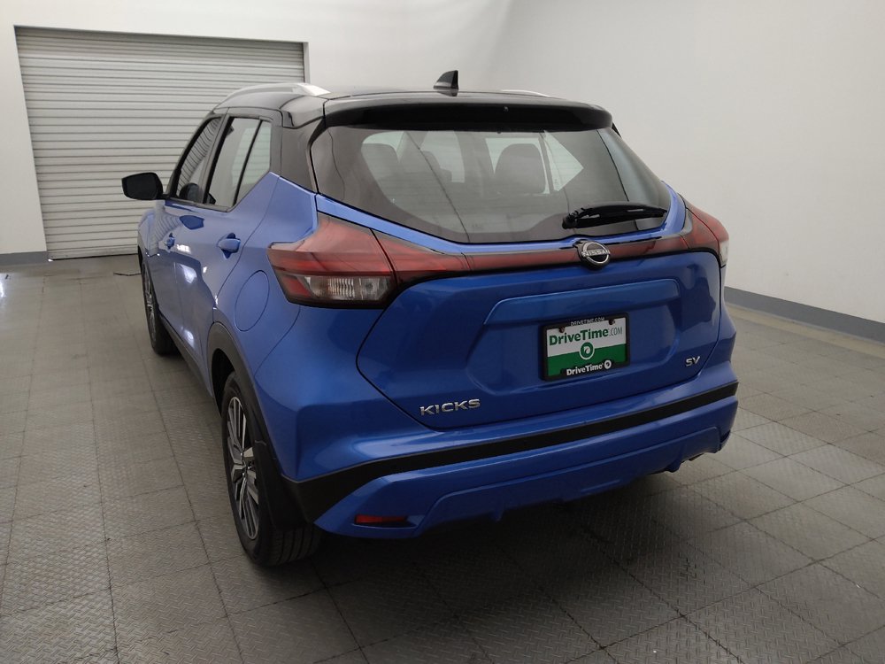 Used 2023 Nissan Kicks SV FWD image 6