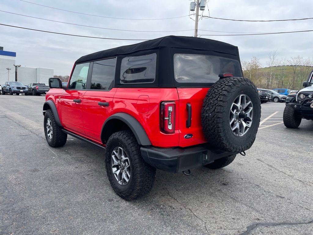 Used 2024 Ford Bronco Badlands image 3