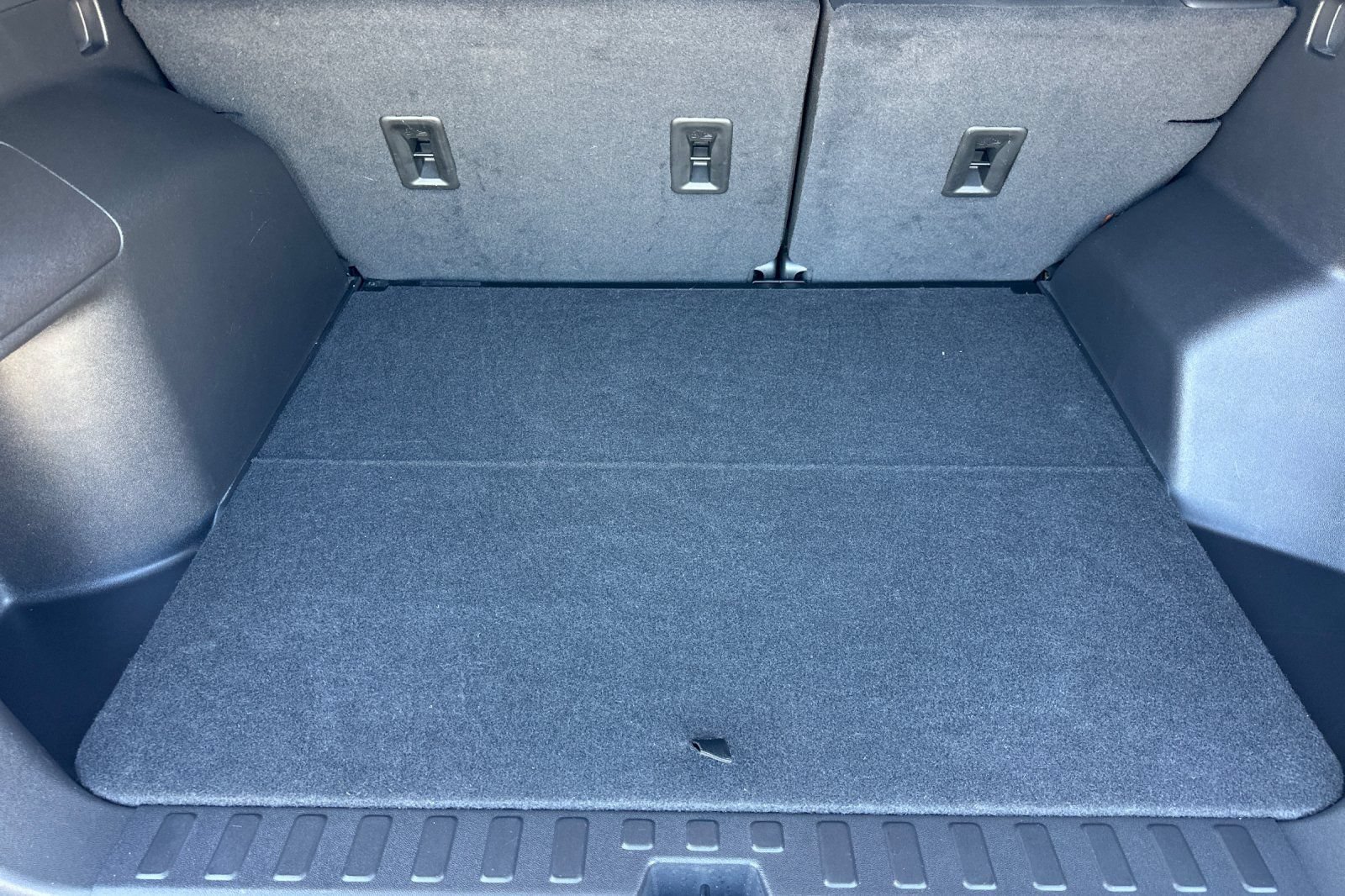 Used 2023 Chevrolet Equinox LT FWD image 20