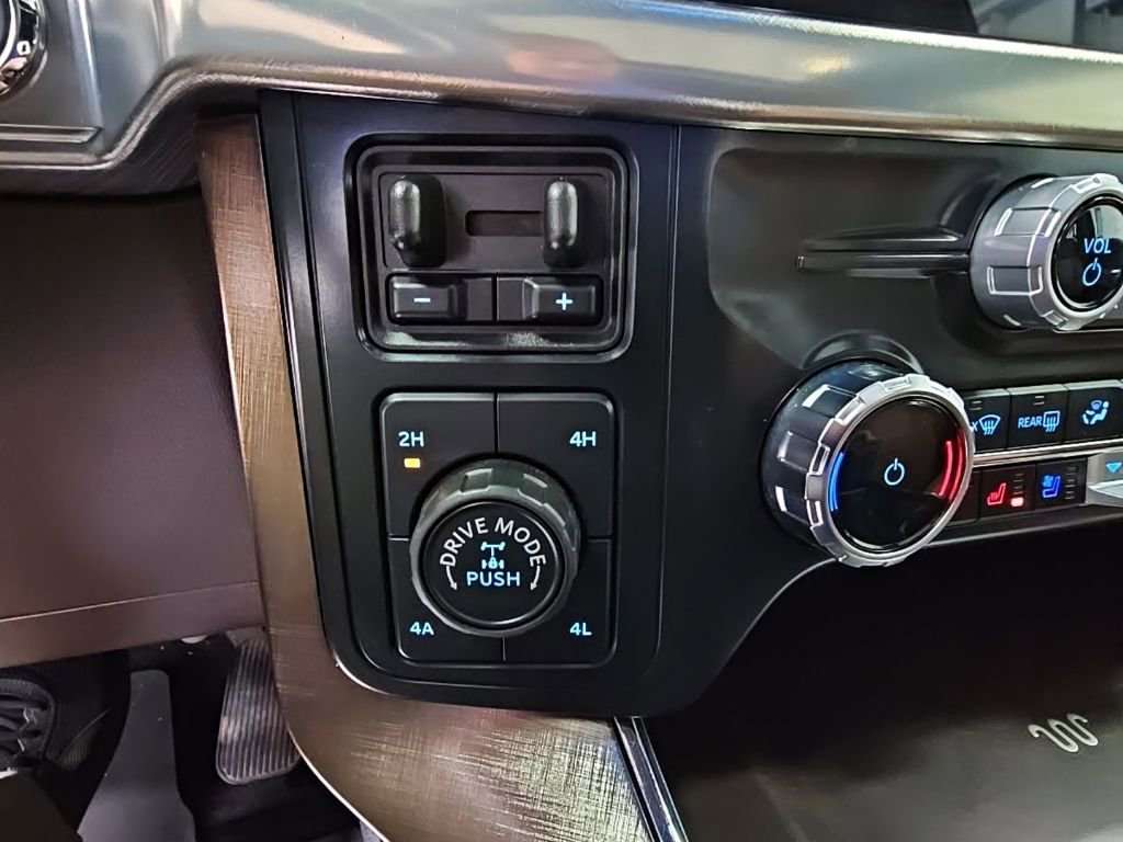 Used 2025 Ford F150 King Ranch w/ FX4 Off-Road Package image 25