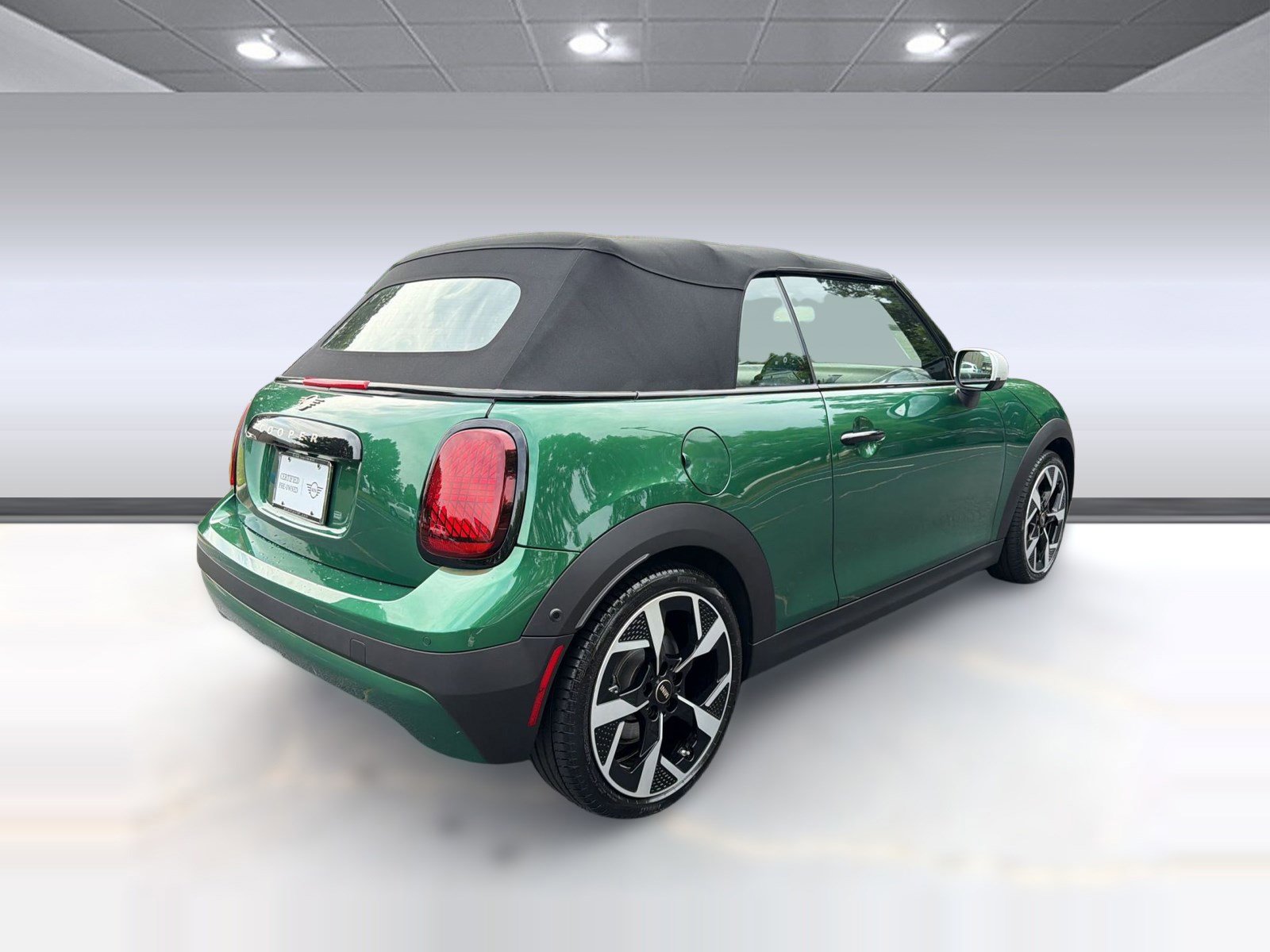 Used 2025 MINI Cooper Convertible FWD image 9
