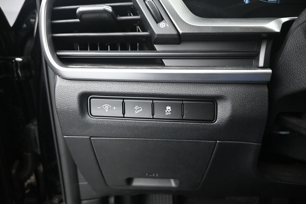 Used 2024 Kia Telluride S FWD image 12