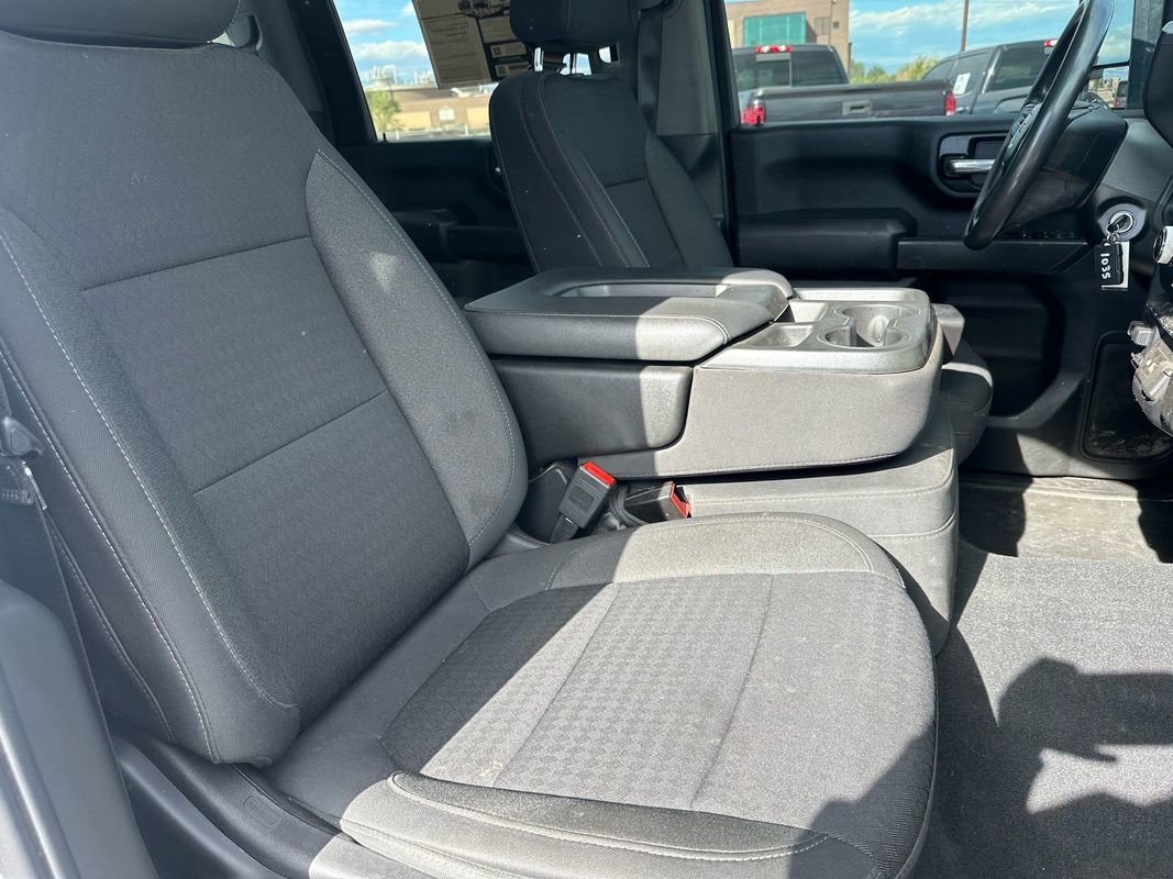 Used 2022 GMC Sierra 2500 Pro w/ Gooseneck/5TH Wheel Package image 14