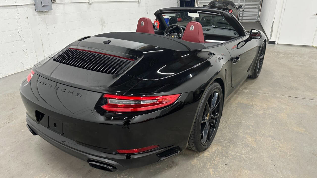 Used 2018 Porsche 911 Carrera image 8