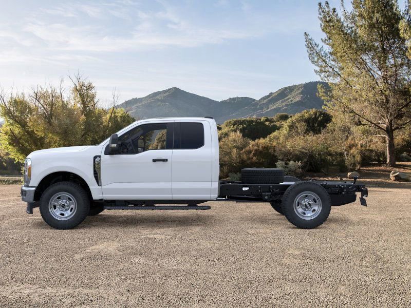 New 2026 Ford F350 XL w/ XL Chrome Package image 3