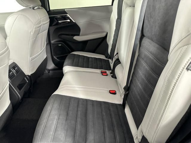 New 2026 Mitsubishi Outlander SE AWD/4WD image 18