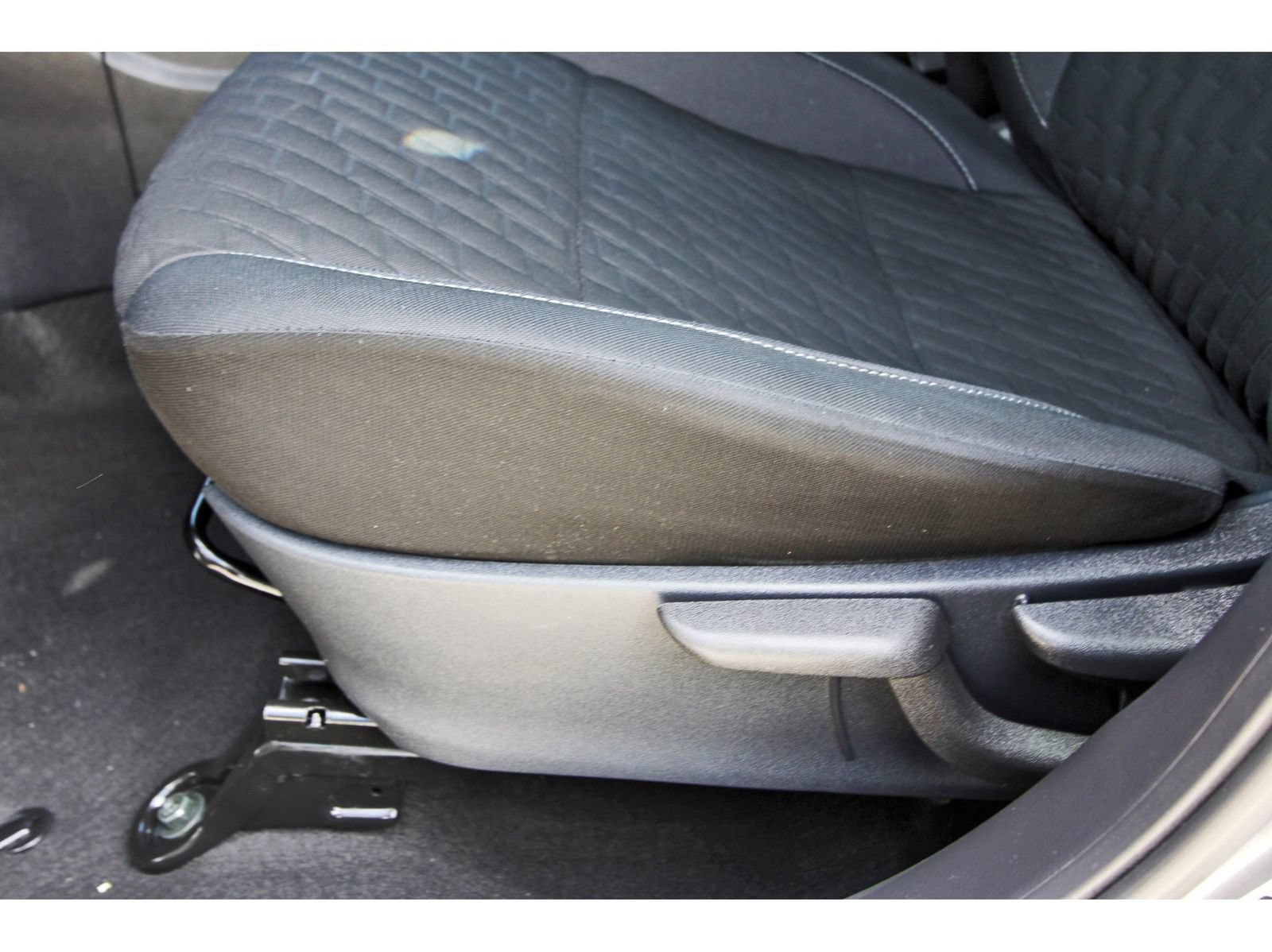 Certified 2023 Nissan Kicks SV FWD image 28