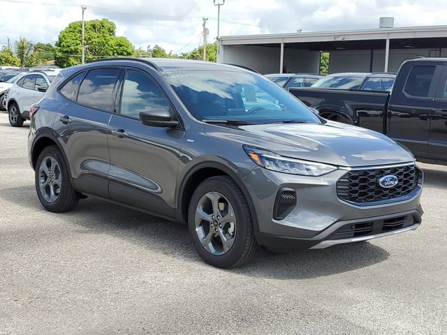 New 2025 Ford Escape ST-Line w/ Equipment Group 301A