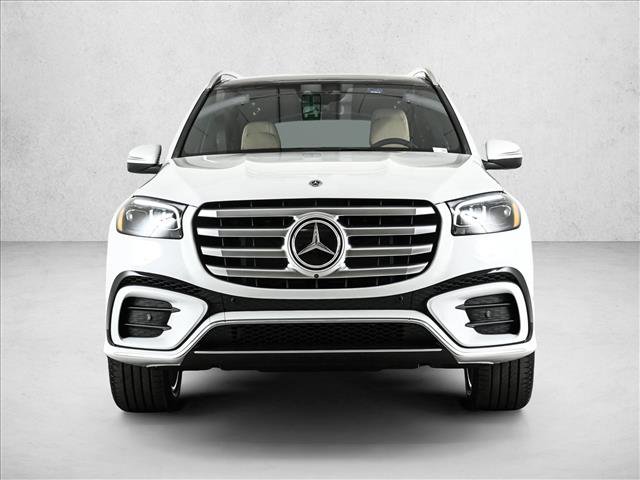 New 2026 Mercedes-Benz GLS 580 4MATIC image 2