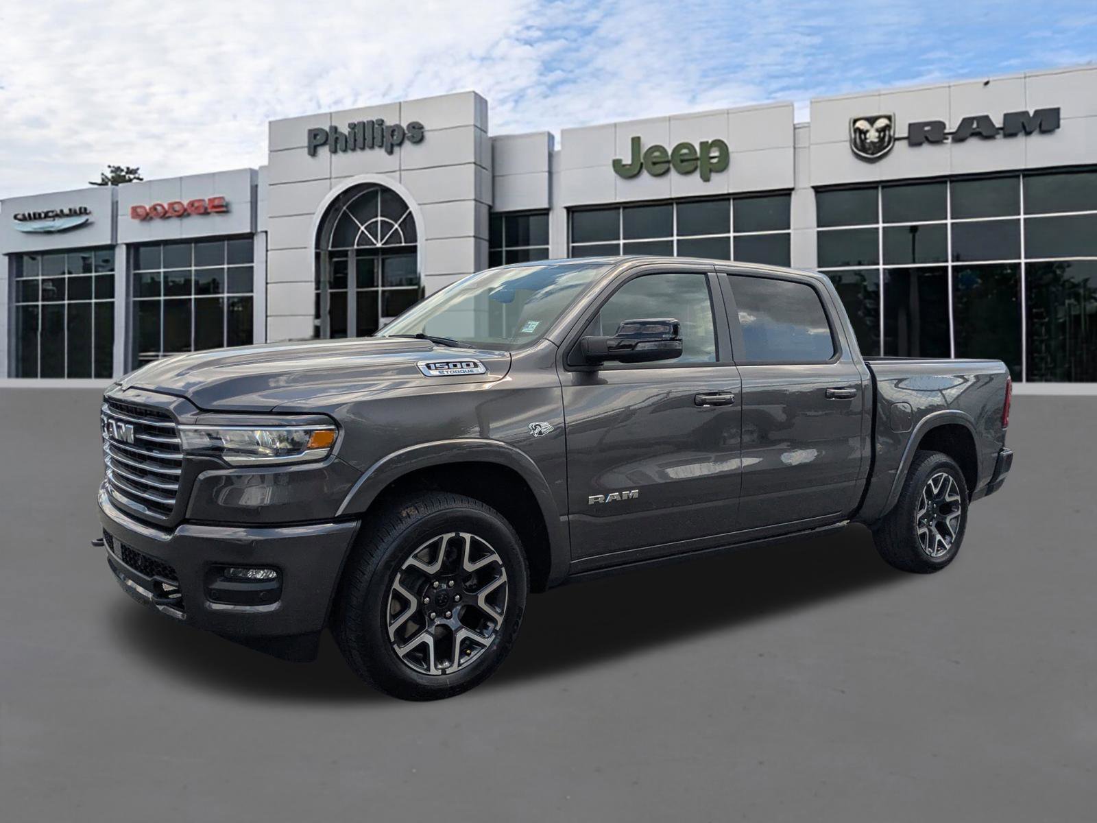 New 2026 RAM 1500 Laramie AWD/4WD image 7