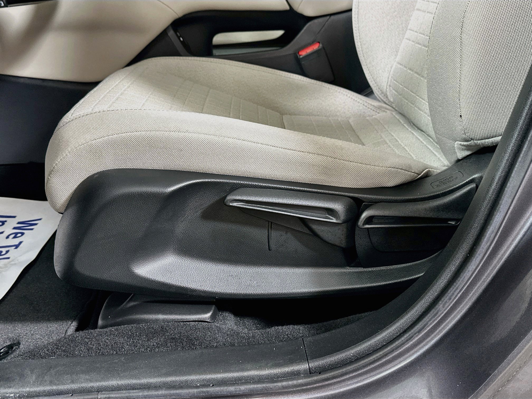Used 2024 Honda HR-V LX image 18
