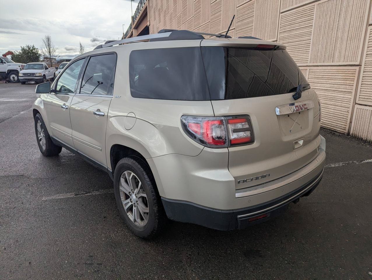 Used 2015 GMC Acadia SLT w/ Open Road Package AWD/4WD image 3
