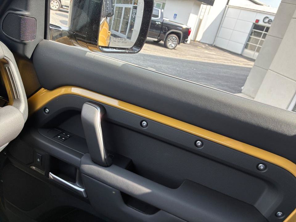 New 2026 Land Rover Defender 110 Trophy Edition AWD/4WD image 28