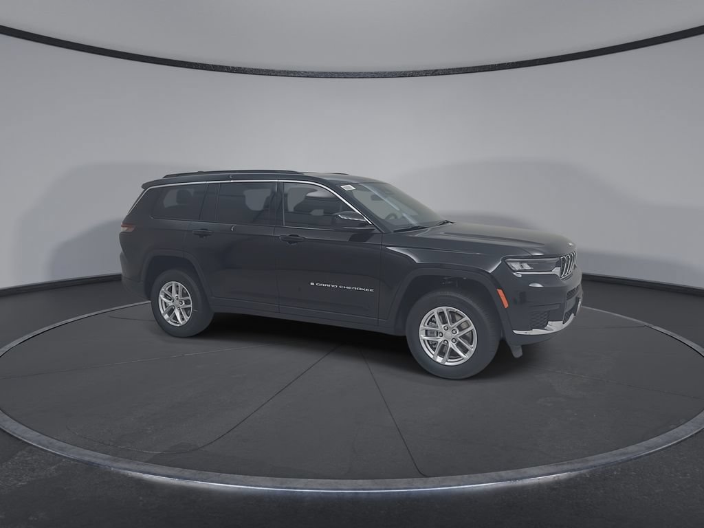 New 2026 Jeep Grand Cherokee L Laredo AWD/4WD image 2
