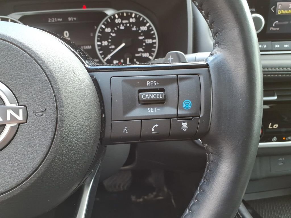 Used 2023 Nissan Rogue SL image 19