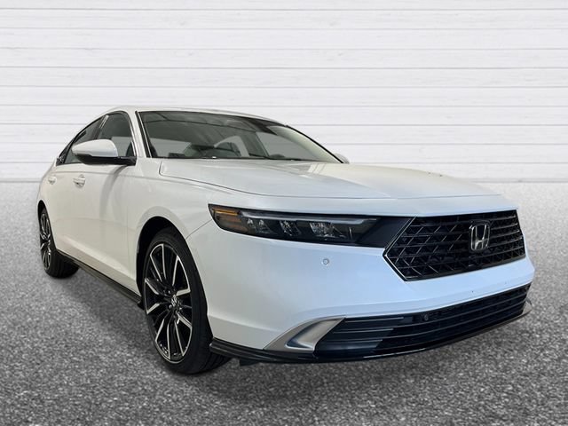 New 2026 Honda Accord Touring image 9