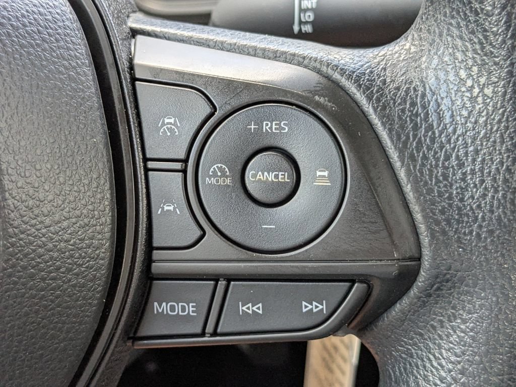 Used 2024 Toyota Corolla LE FWD image 23