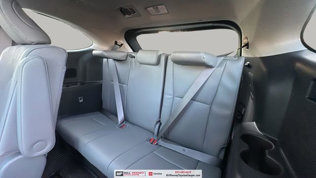 New 2026 Toyota Highlander Platinum image 20