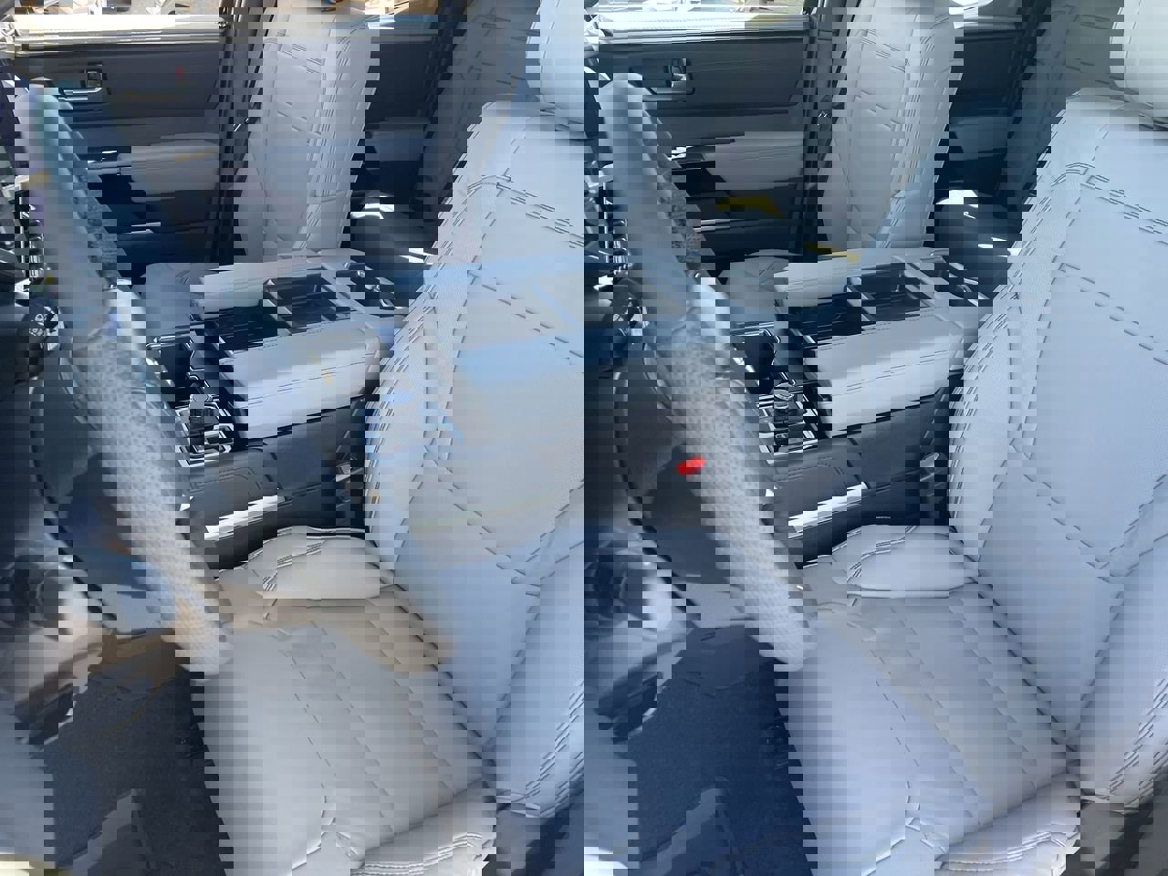 New 2026 Toyota Tundra Limited image 18