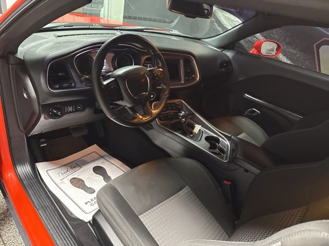 Used 2020 Dodge Challenger R/T RWD image 7