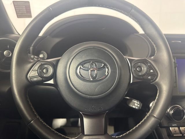 Used 2024 Toyota GR86 RWD image 17