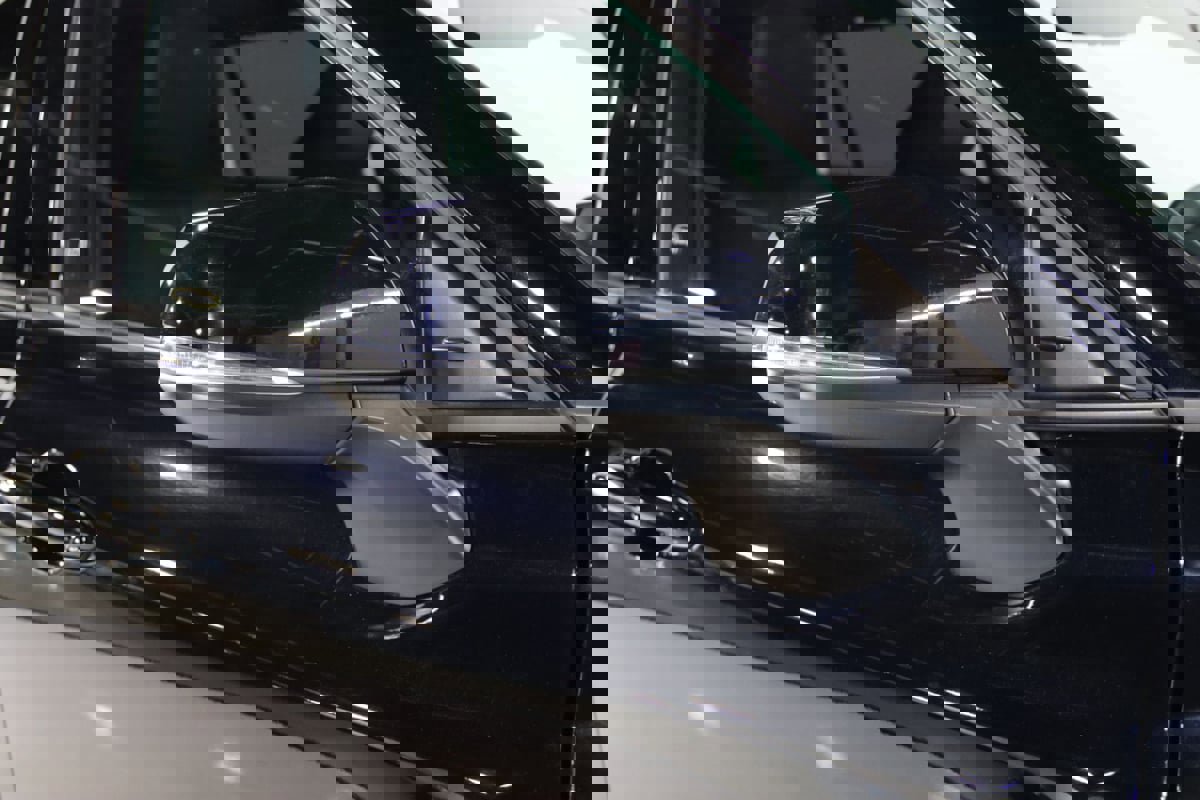 Used 2023 Toyota Highlander L image 68