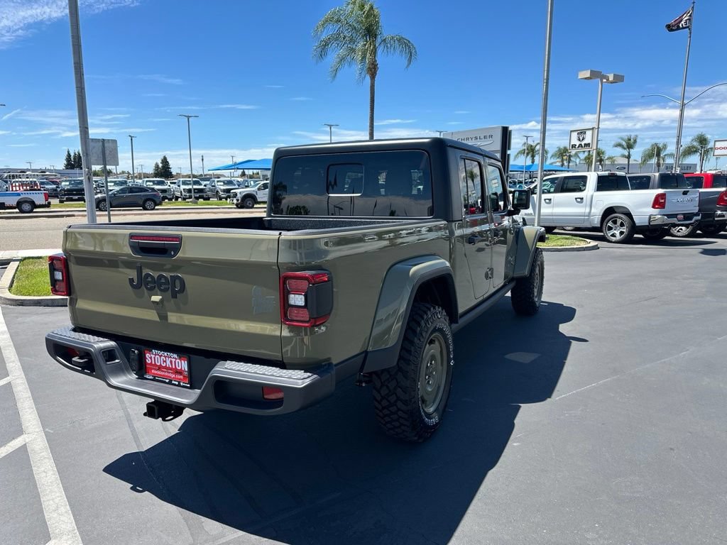 New 2026 Jeep Gladiator Willys AWD/4WD image 7