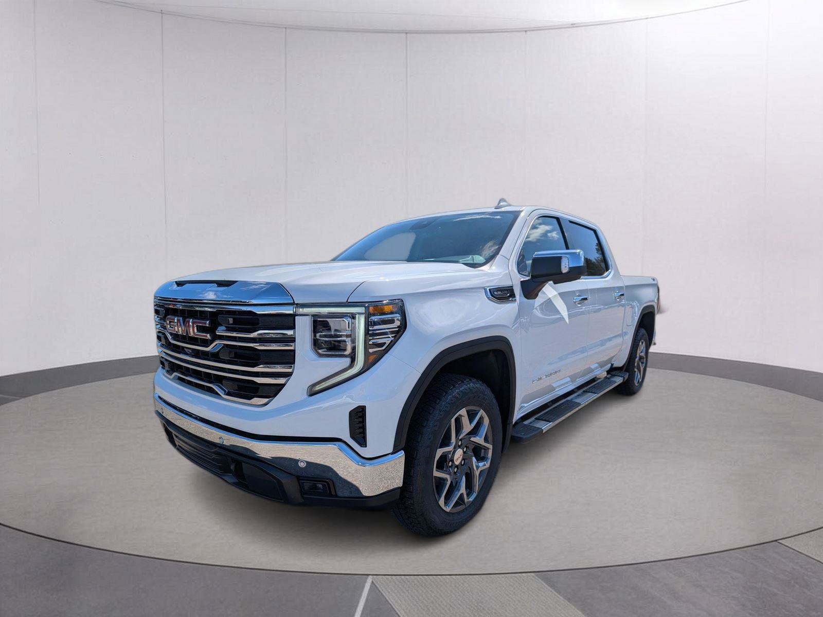 New 2026 GMC Sierra 1500 SLT w/ SLT Premium Plus Package AWD/4WD image 7