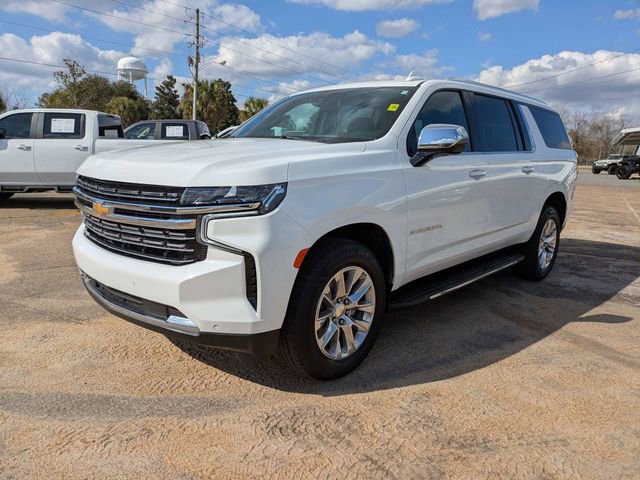 Used 2023 Chevrolet Suburban Premier RWD image 8