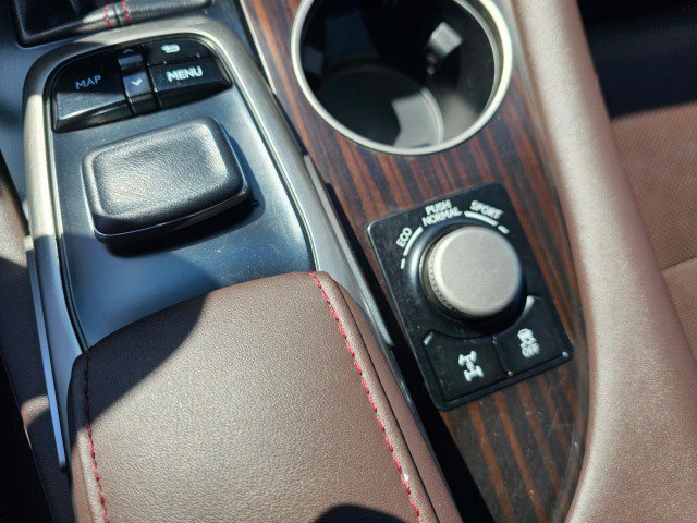 Used 2018 Lexus RX 350L image 31