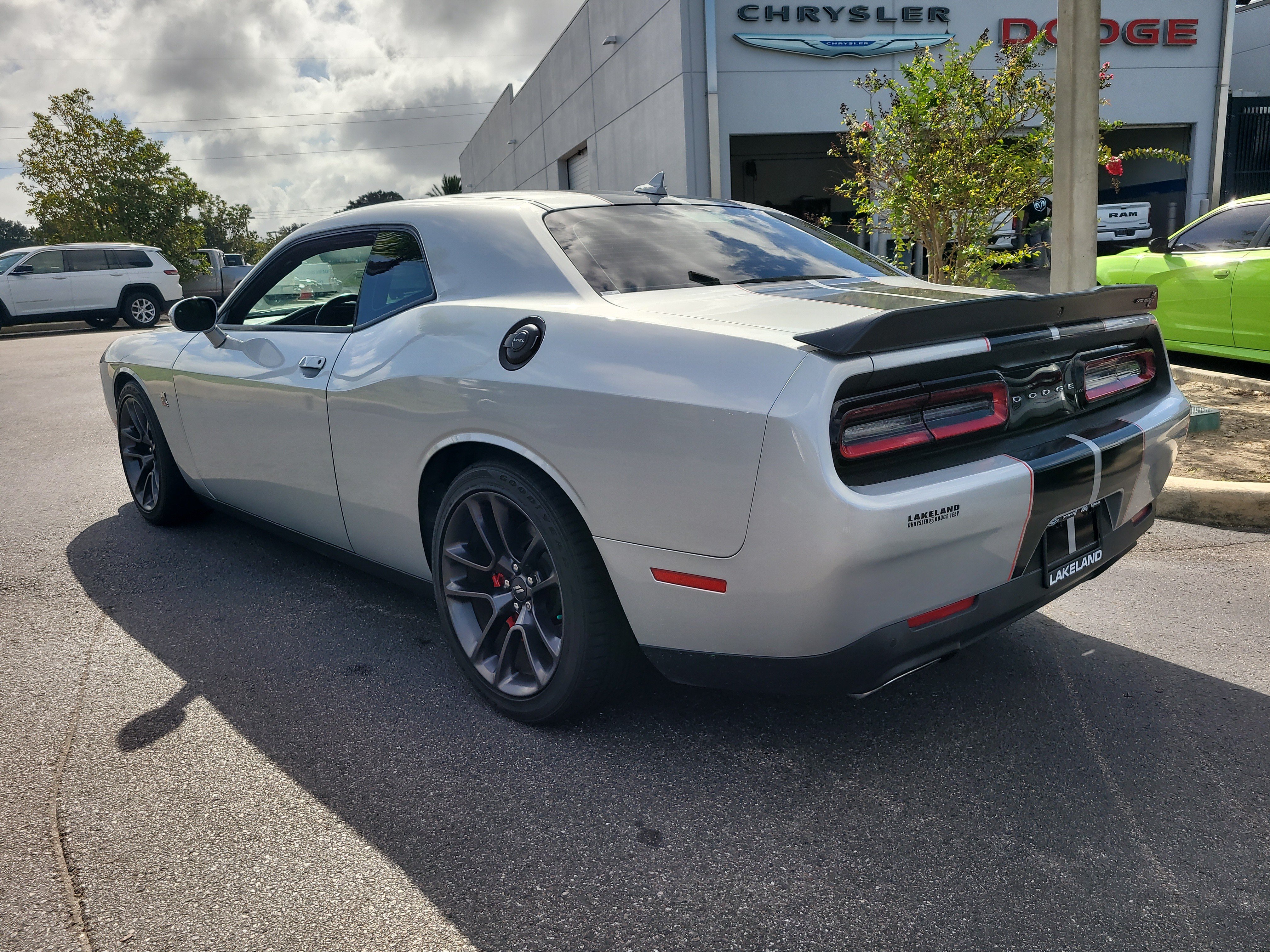 Used 2022 Dodge Challenger R/T Scat Pack w/ Plus Package RWD image 6