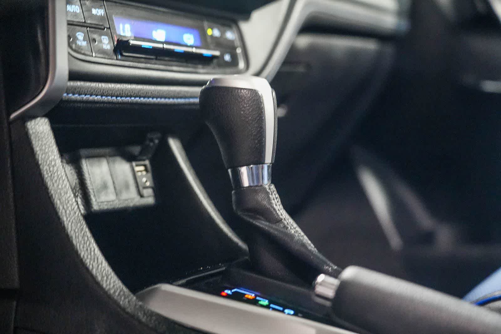 Certified 2018 Toyota Corolla SE w/ Protection Package FWD image 23
