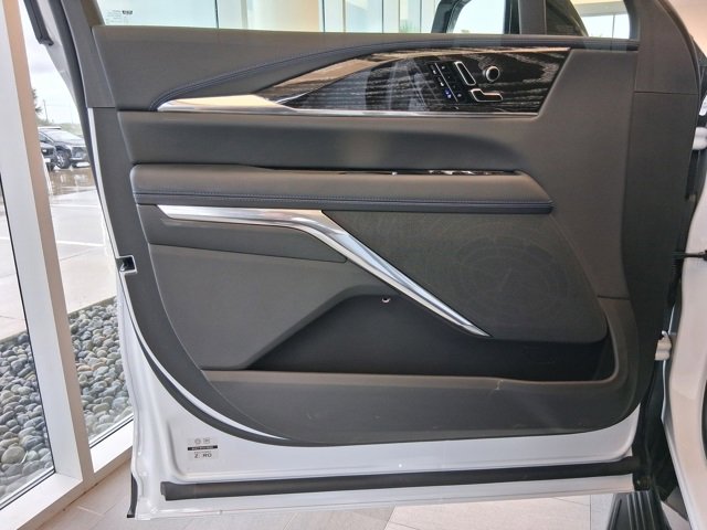 New 2026 Cadillac Escalade IQL Sport 1 w/ LPO, ONYX Package image 18