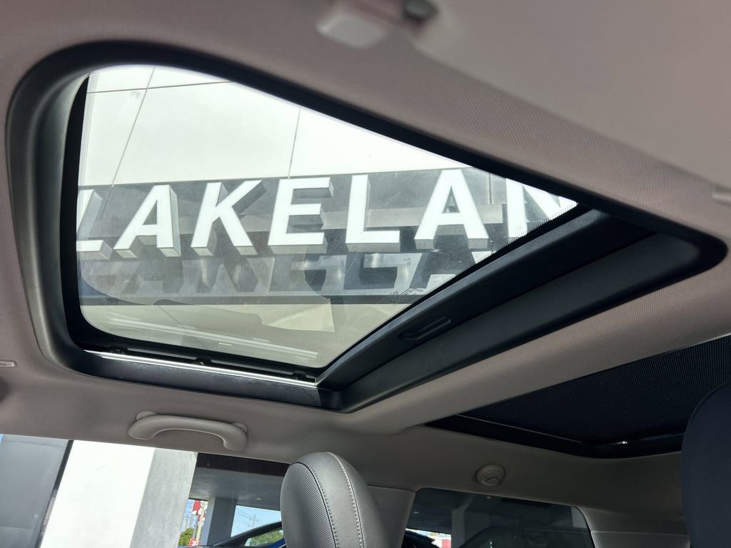 Used 2020 MINI Cooper 2-Door Hardtop image 14