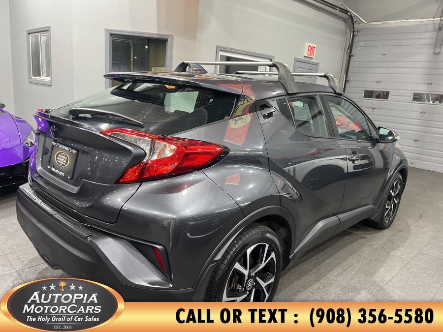 Used 2022 Toyota C-HR XLE FWD image 6
