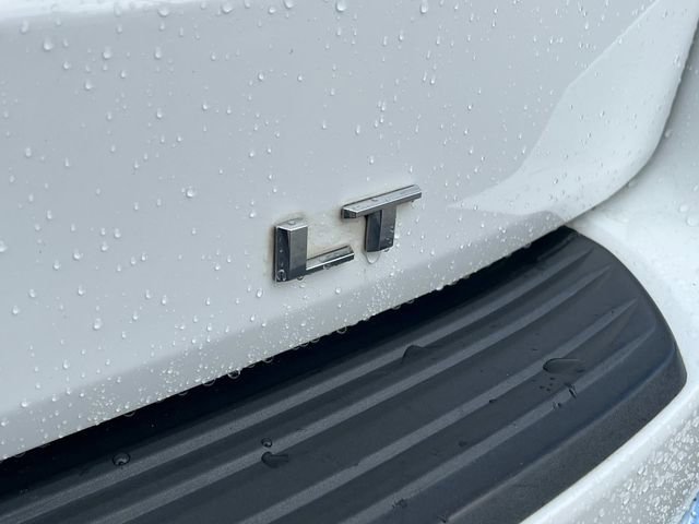 Used 2021 Chevrolet Suburban LT image 14