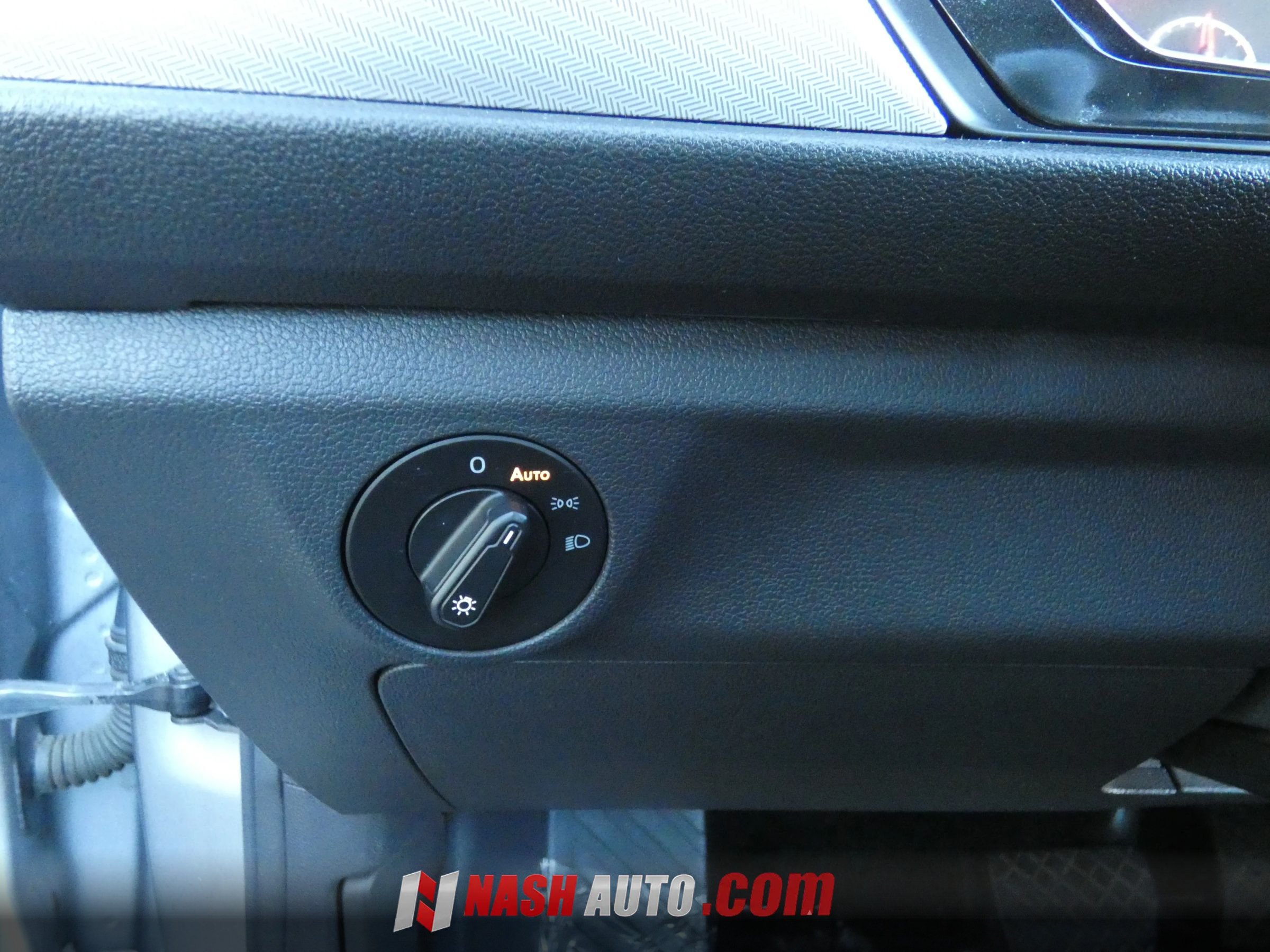 Used 2019 Volkswagen Jetta S w/ Driver Assistance Package FWD image 60