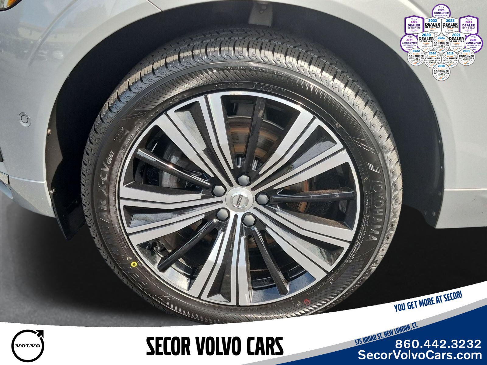 Certified 2023 Volvo XC60 B5 Plus w/ Climate Package AWD/4WD image 26