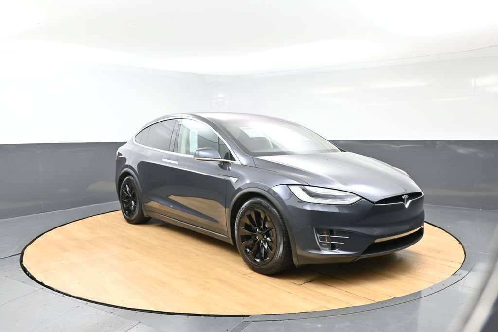 Used 2016 Tesla Model X 75D AWD/4WD image 7