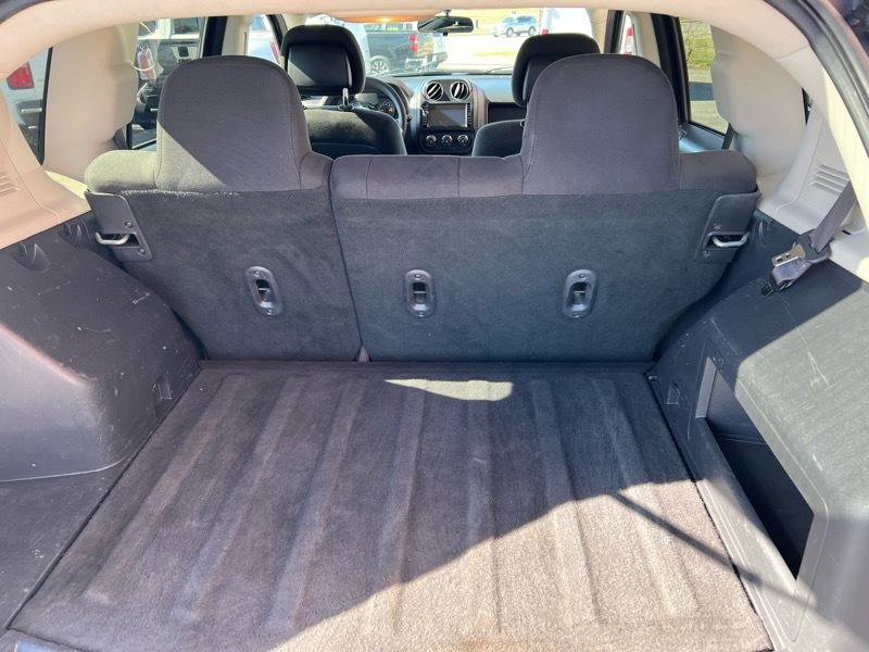 Used 2015 Jeep Compass Sport w/ Power Value Group image 9