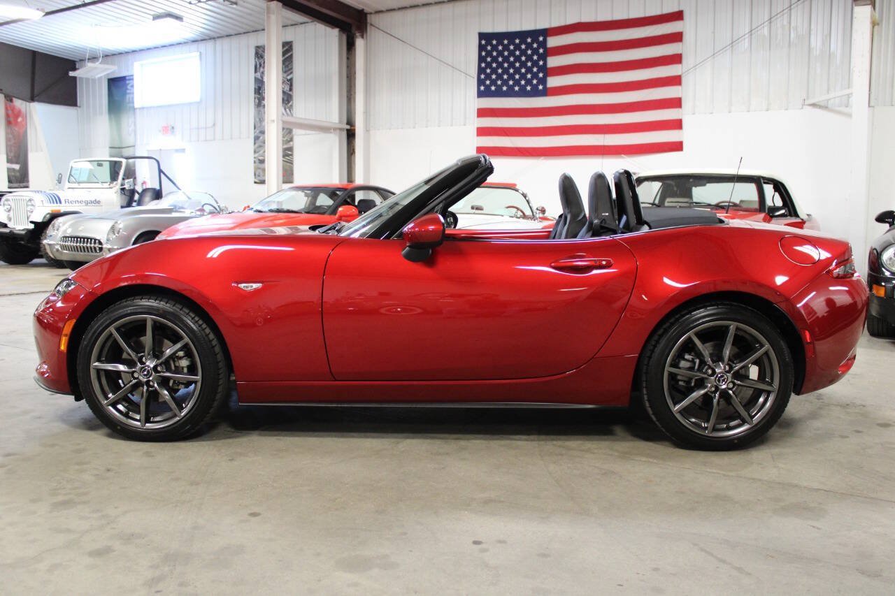 Used 2016 MAZDA MX-5 Miata Grand Touring RWD image 22