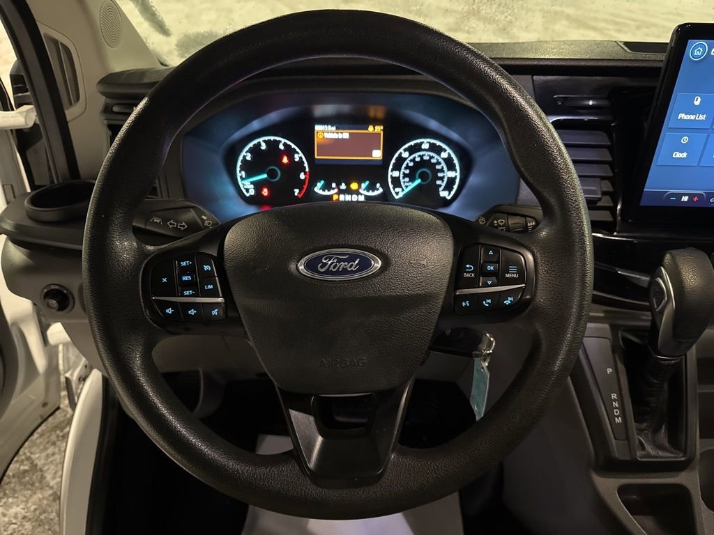 Used 2023 Ford Transit 350 XLT image 8