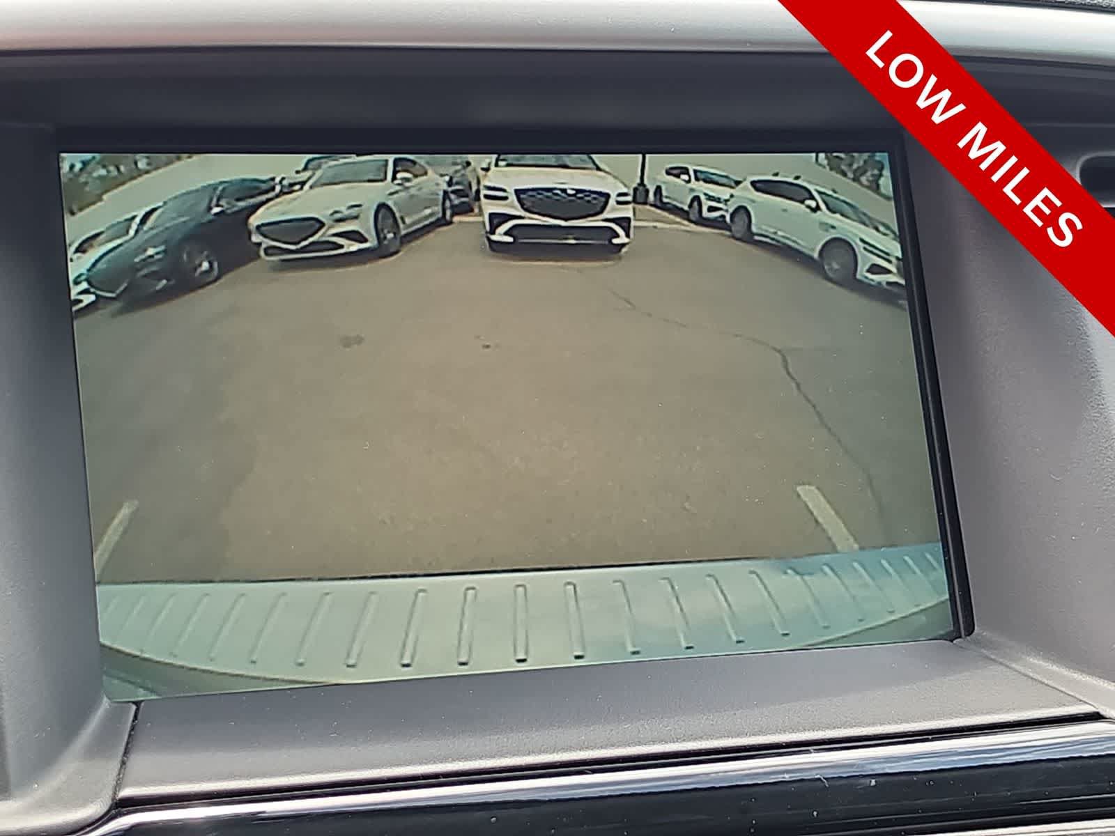 Used 2020 Nissan Pathfinder SV FWD image 26