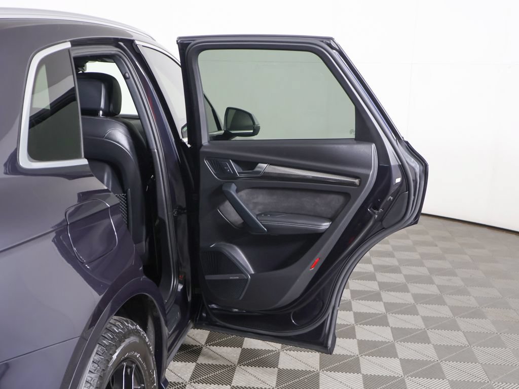 Used 2018 Audi SQ5 Prestige w/ Prestige Package AWD/4WD image 23