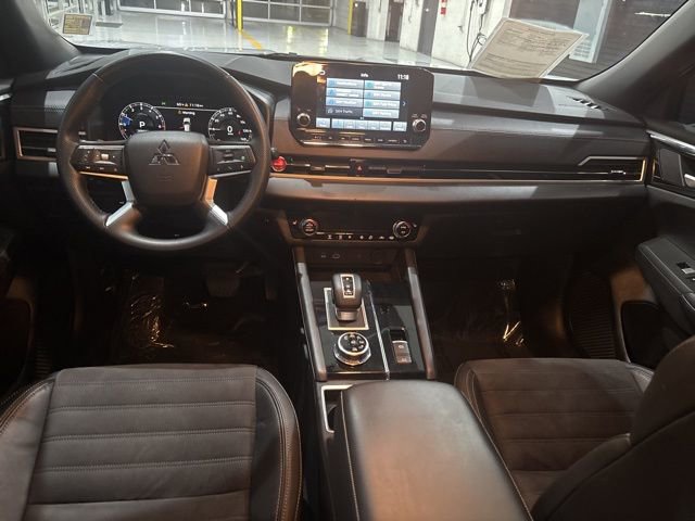 Used 2023 Mitsubishi Outlander Ralliart image 29