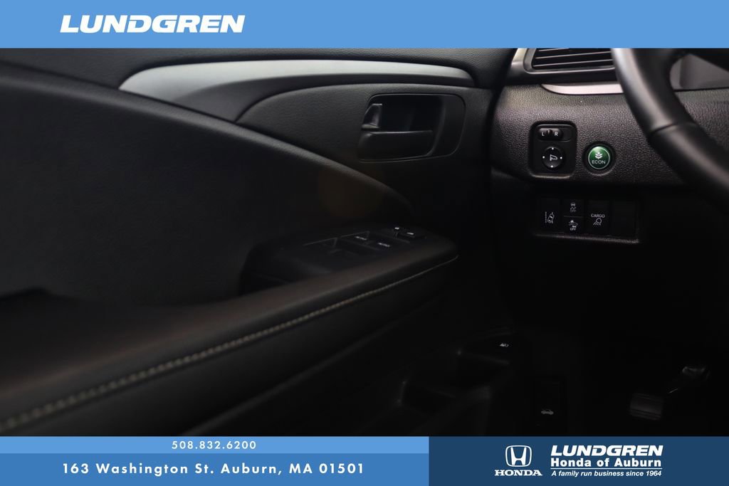 Used 2025 Honda Ridgeline Sport image 26