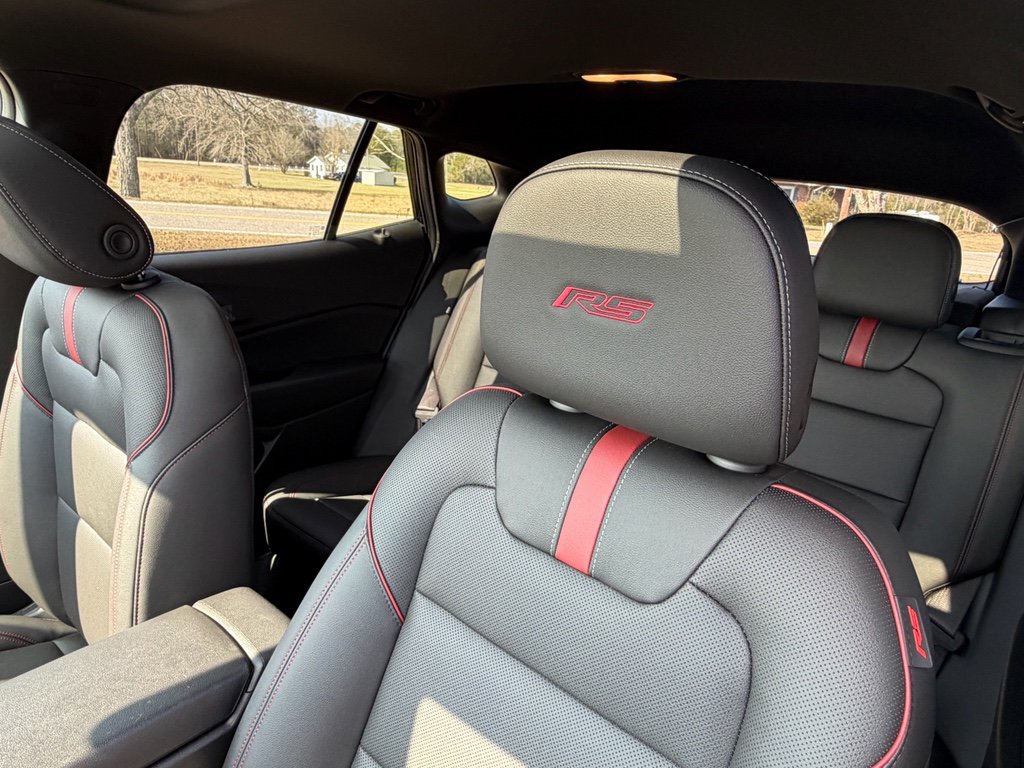 New 2026 Chevrolet Trax RS w/ Sunroof Package image 21